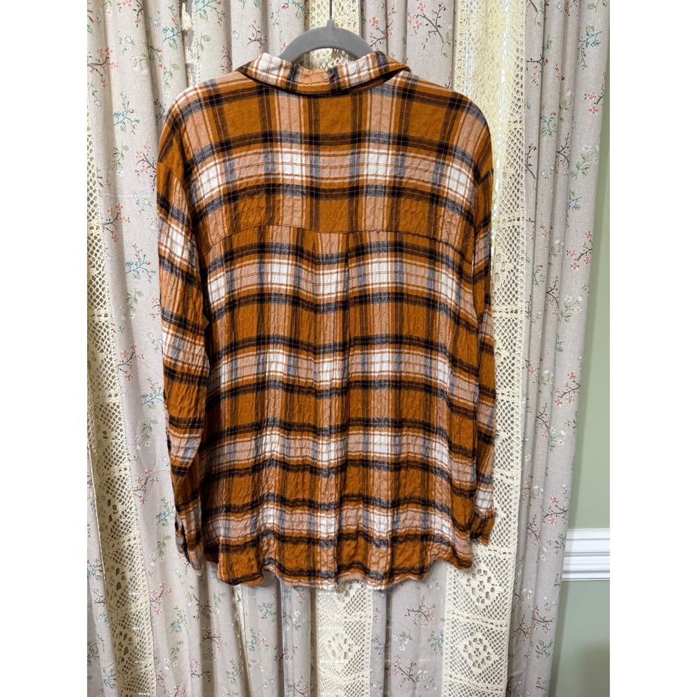 Jane + Delancey Large Rust Plaid Crinkle Button Down Oversized Shirt - Picture 4 of 4